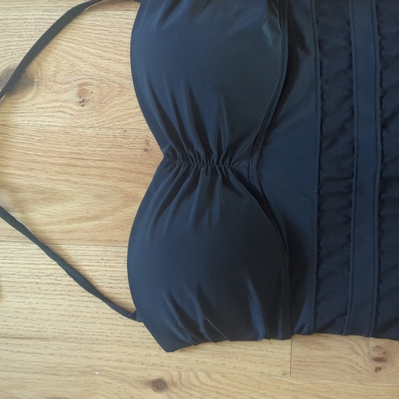 Aqua La Vie en Rose. Black One-Piece Halter Swimsuit. Size Medium. - Picture 3 of 8